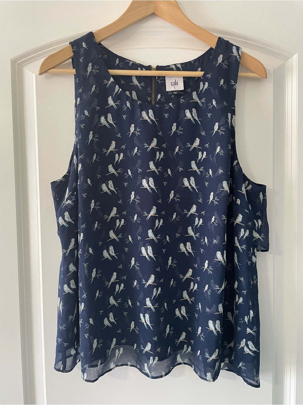 CAbi Navy Women’s Bird-Print Sleeveless Tank Size L
